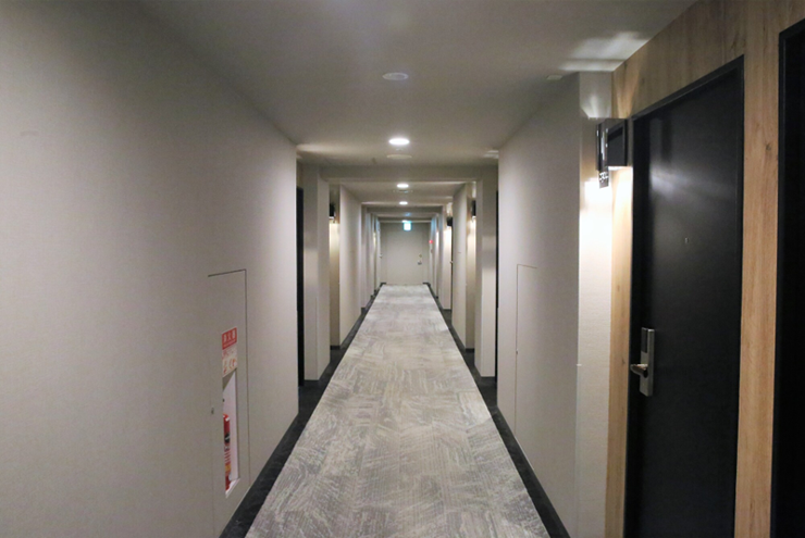 旅館・ホテルに必要な消防設備は？設置基準や点検の必要性についても解説